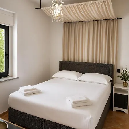 Guest house Domo S'altura 4*